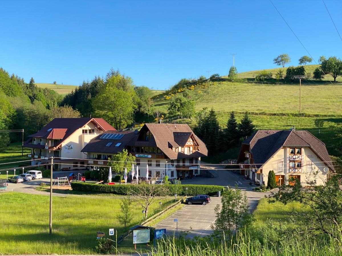 Landgasthof Adler Pelzmuehle Biederbach Bagian luar foto
