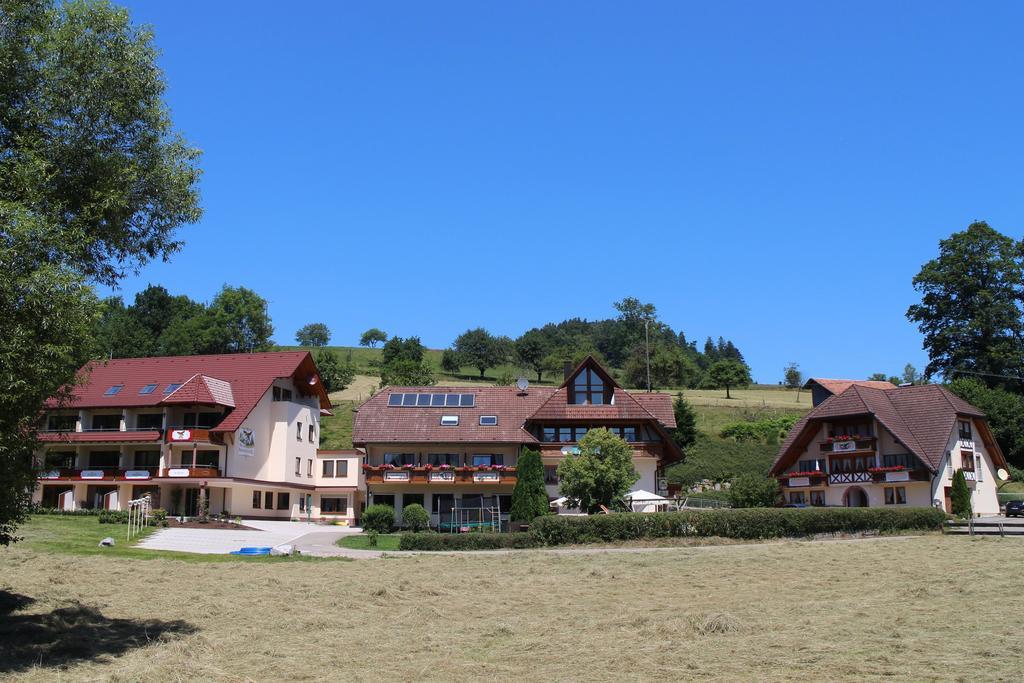 Landgasthof Adler Pelzmuehle Biederbach Bagian luar foto