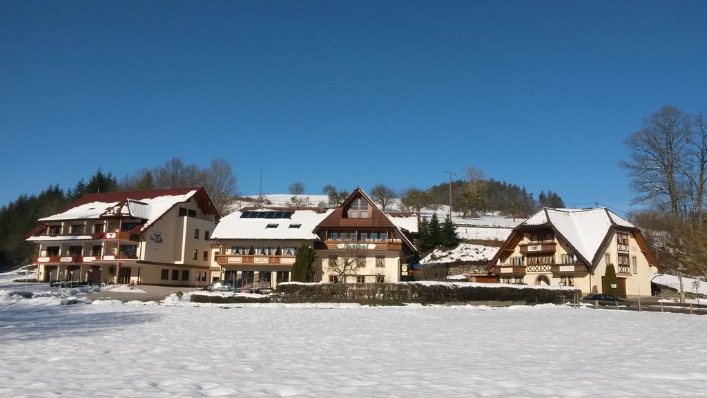 Landgasthof Adler Pelzmuehle Biederbach Bagian luar foto